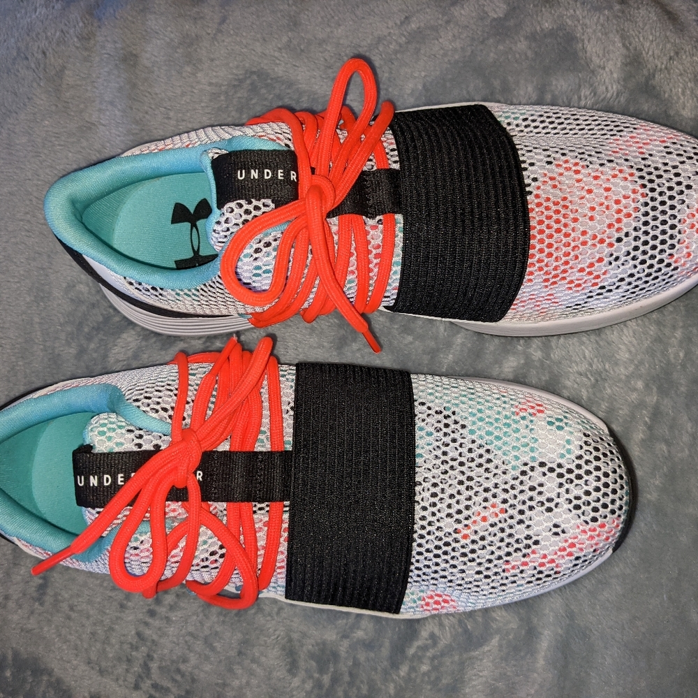Women's UA Sneakers